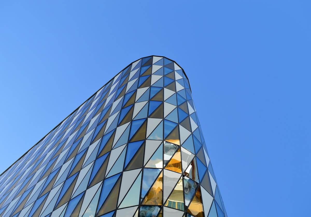 上海已是F1痛城！中国大奖赛即将在沪开幕，格子旗嘉年华、赛车节等热闹活动齐发车